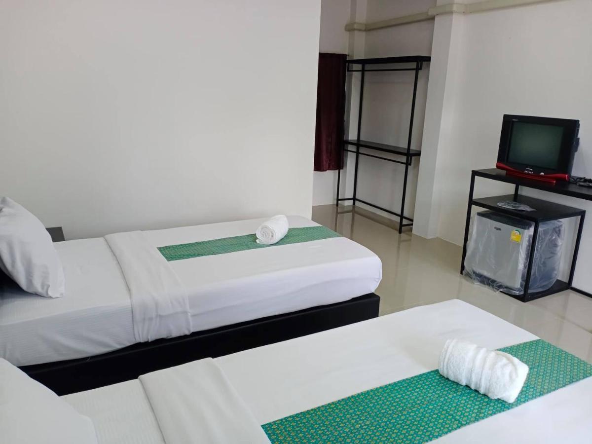 Tom'S House Hotel Khura Buri Екстериор снимка