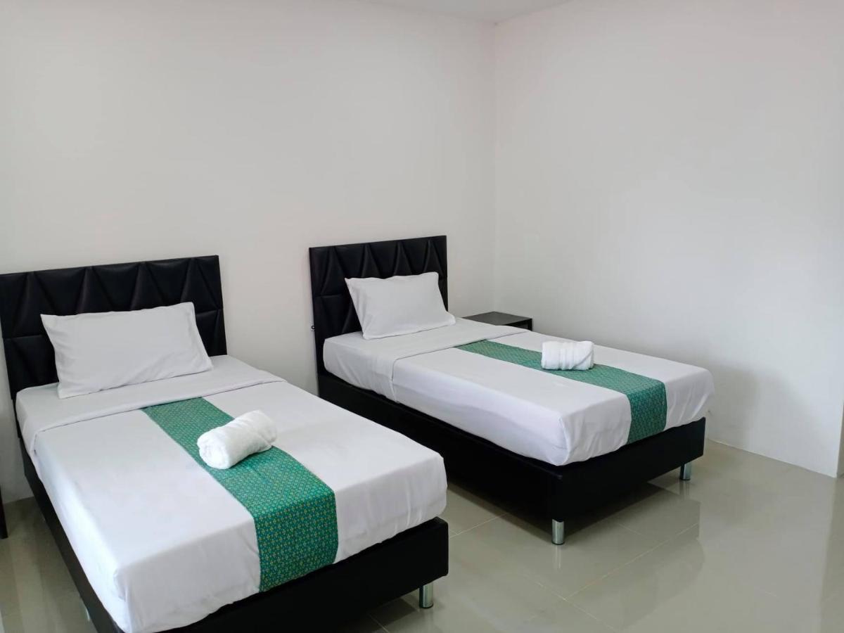 Tom'S House Hotel Khura Buri Екстериор снимка